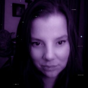 Meet your Posher, Jenn